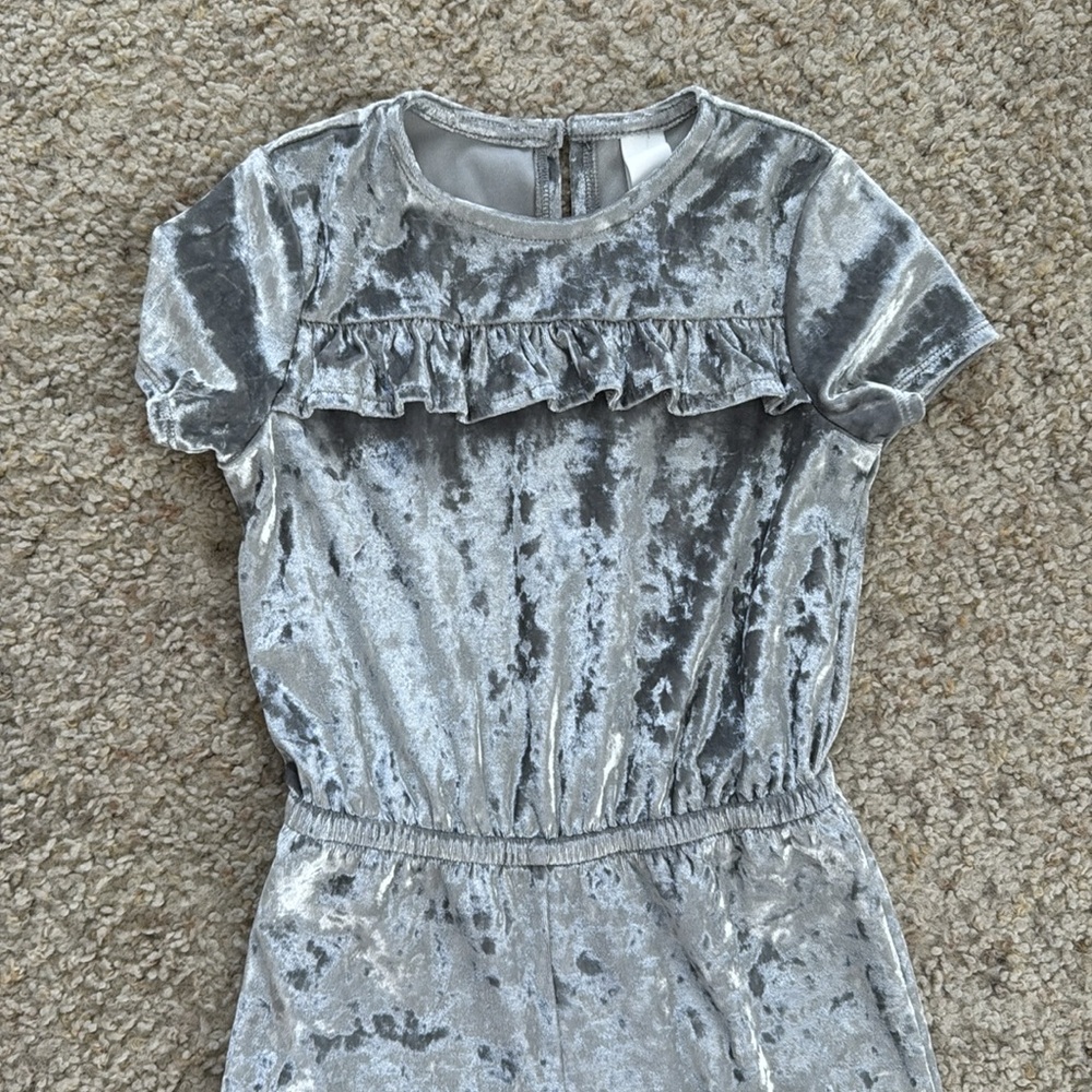 Girl’s Velvet Jumpsuit - Picture 2 of 5